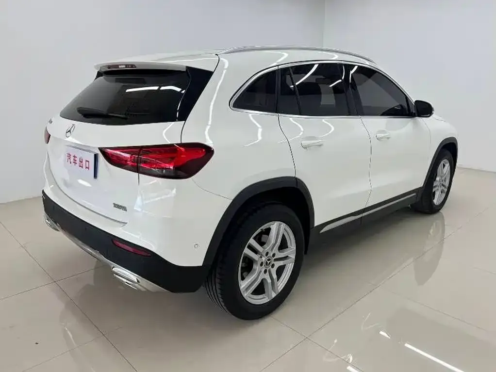 Mercedes-Benz GLA — фото 8