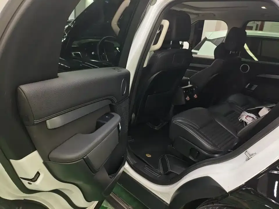 Land Rover Discovery — фото 10