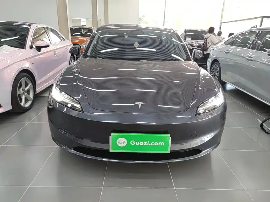 Tesla Model 3 — фото 5
