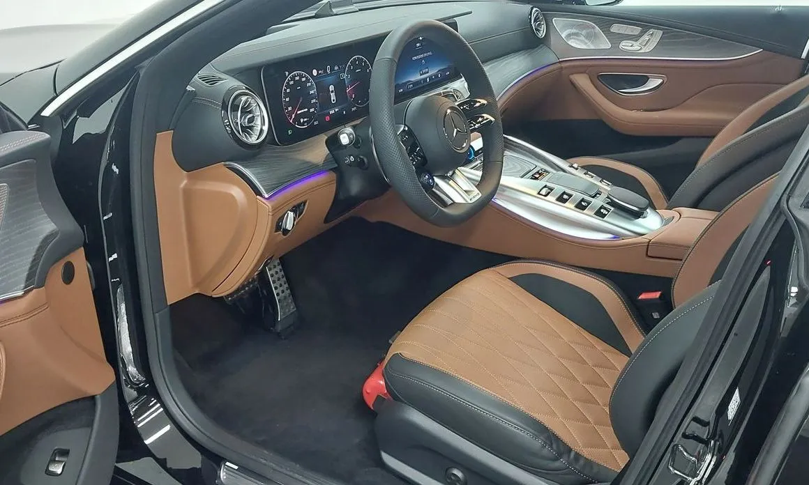 Mercedes-Benz AMG GT — фото 7