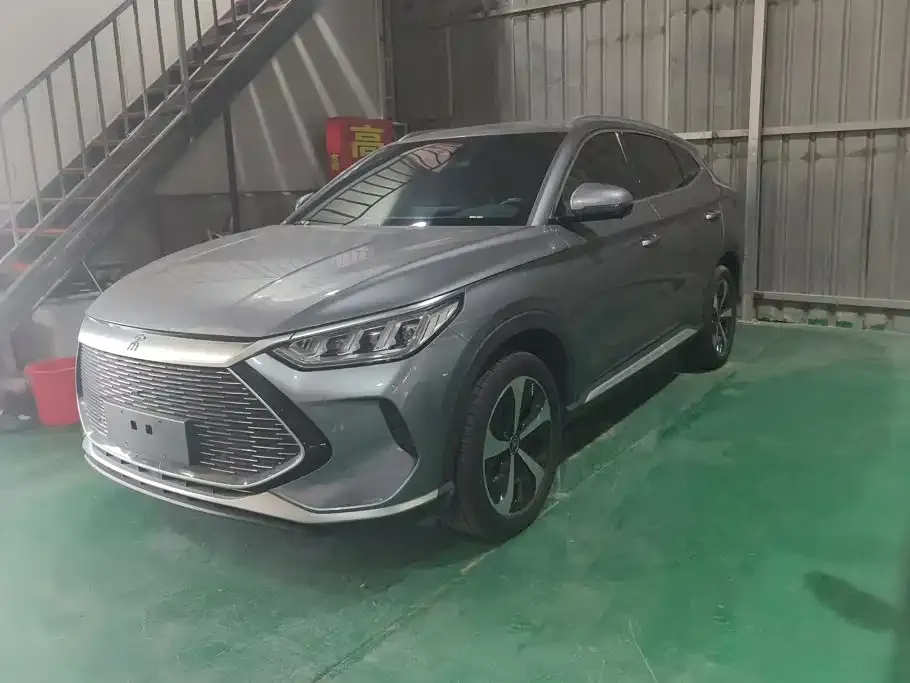 BYD PLUS New Energy — фото 1