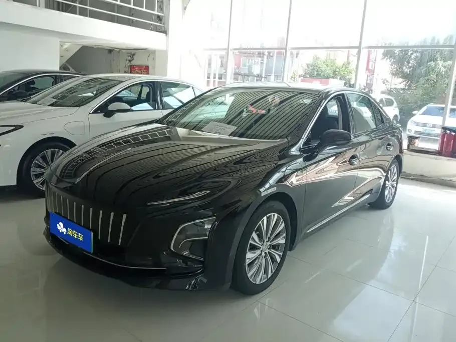 Hongqi E-QM5 — фото 1