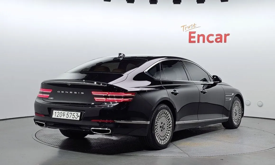 Genesis G80 — фото 10