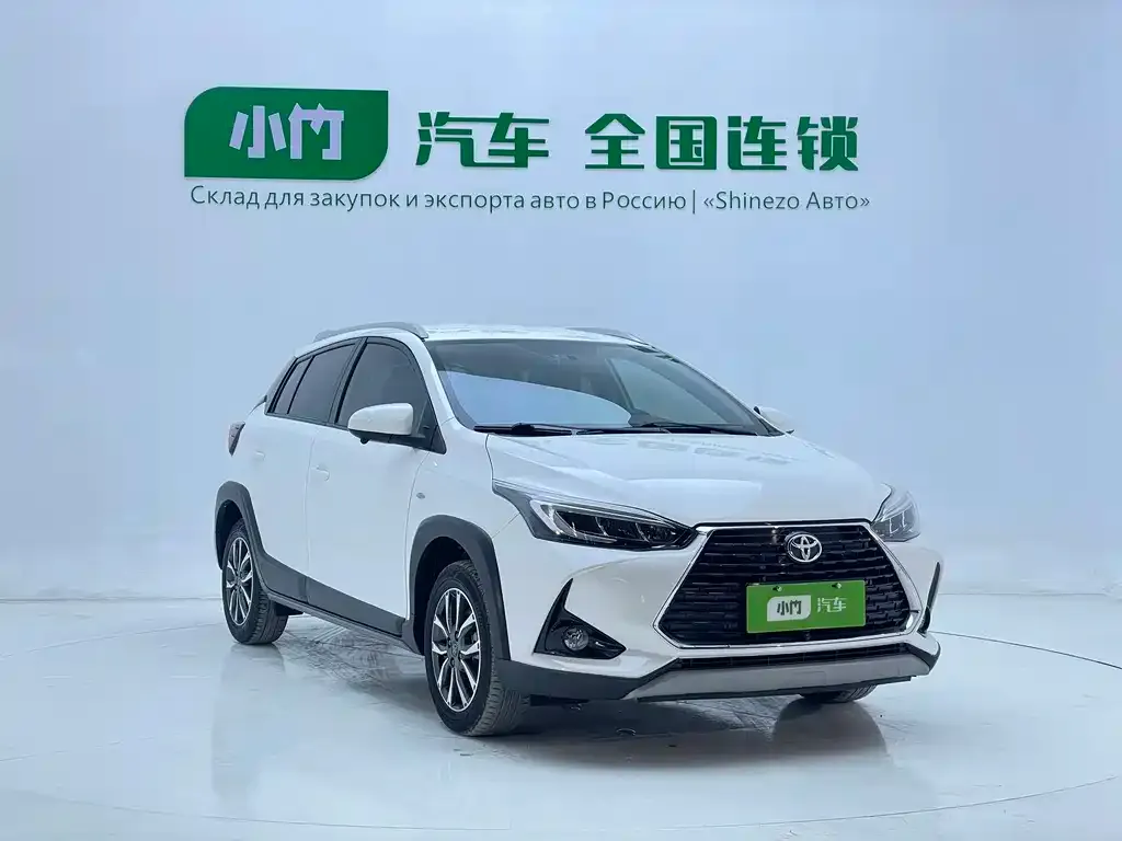 Toyota Yaris L — фото 4
