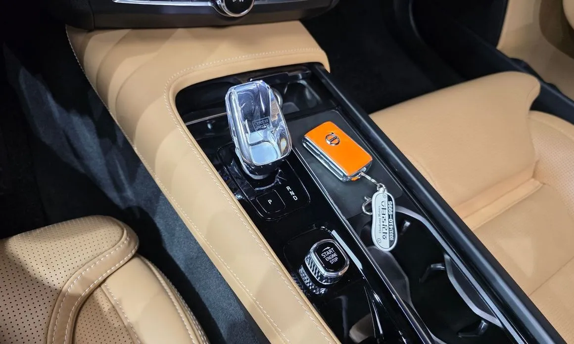 Volvo S90 — фото 10