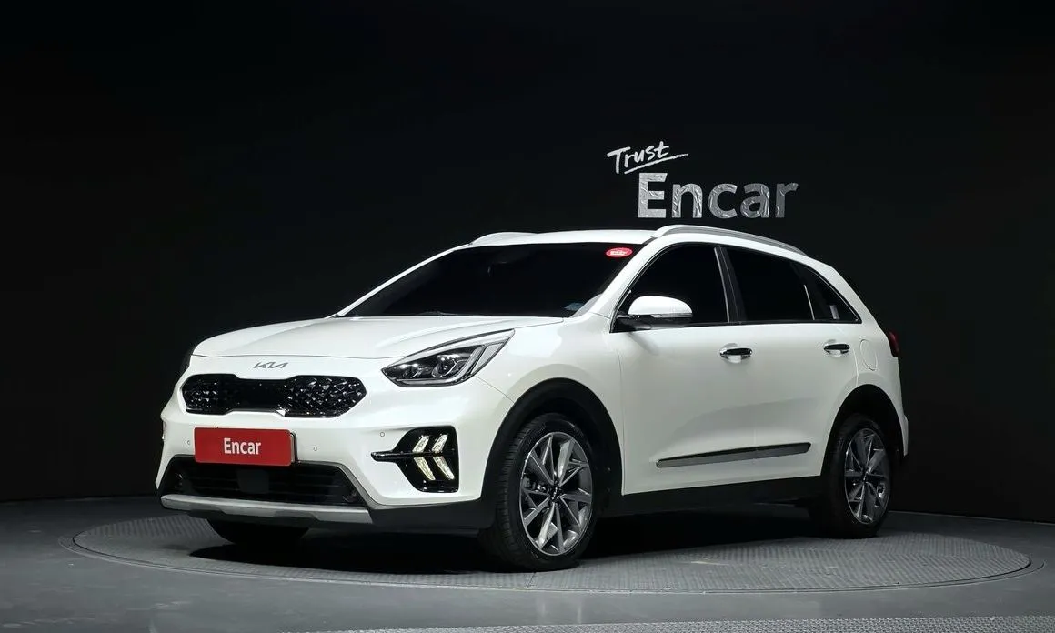 Kia Niro — фото 1