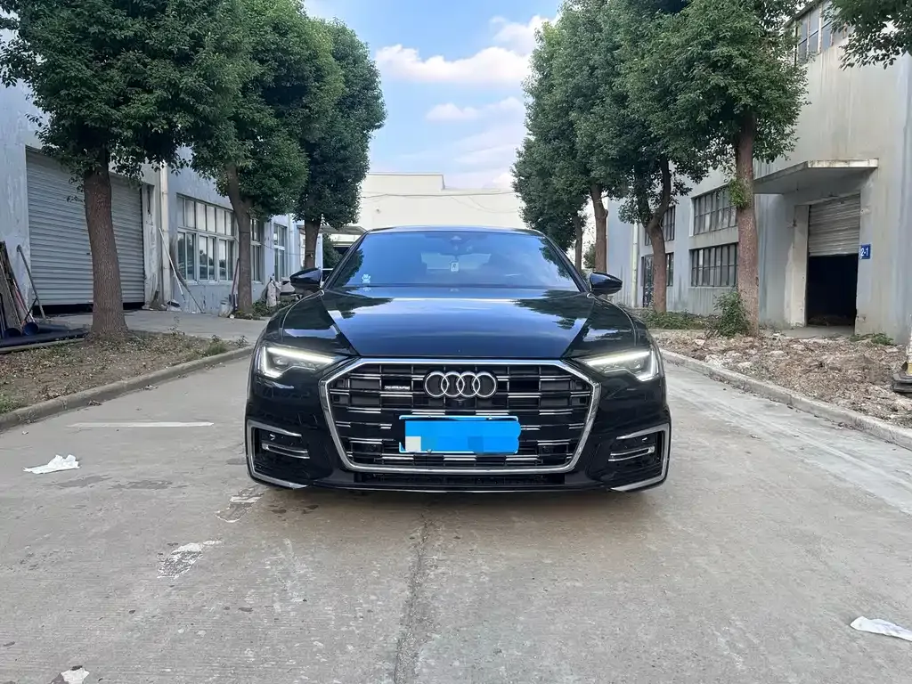 Audi A6L — фото 6