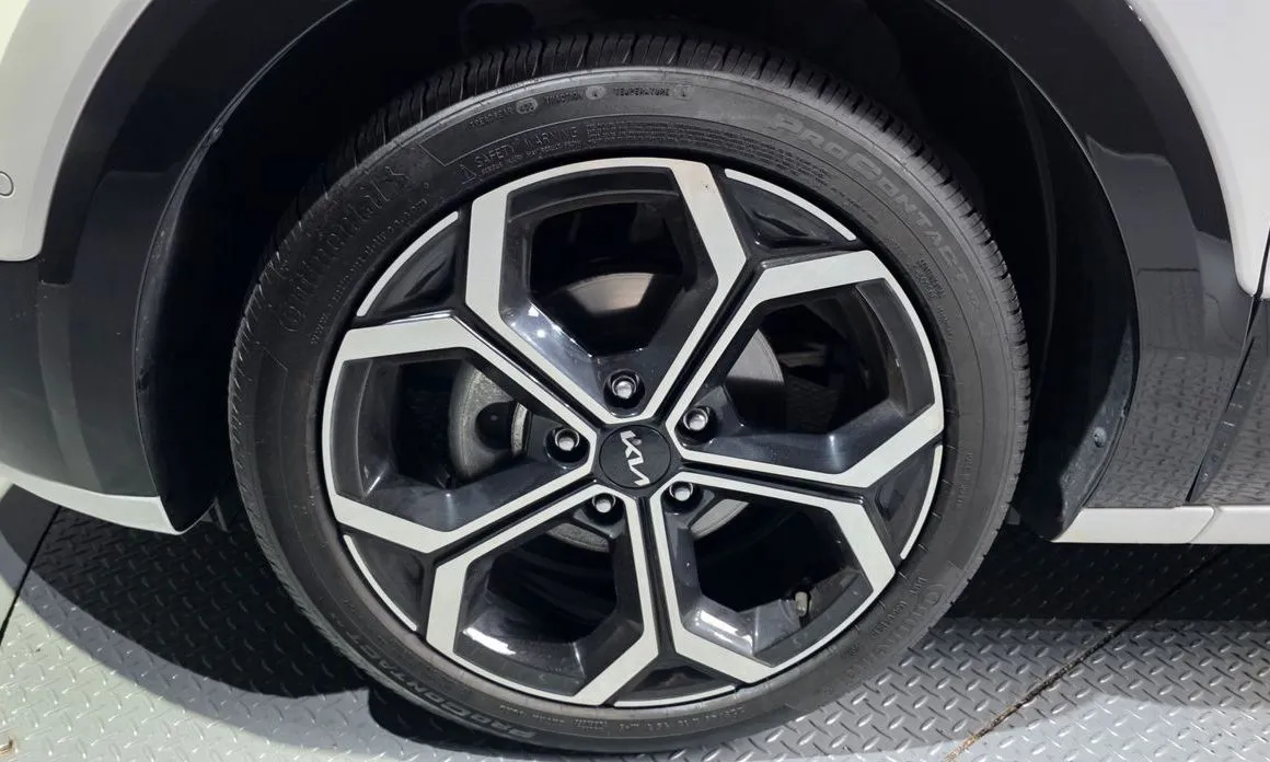 Kia Niro — фото 9