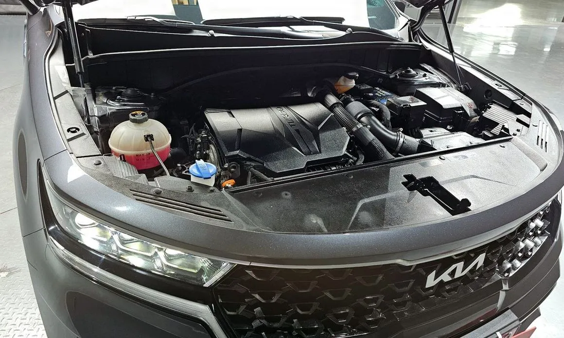Kia Sorento — фото 10