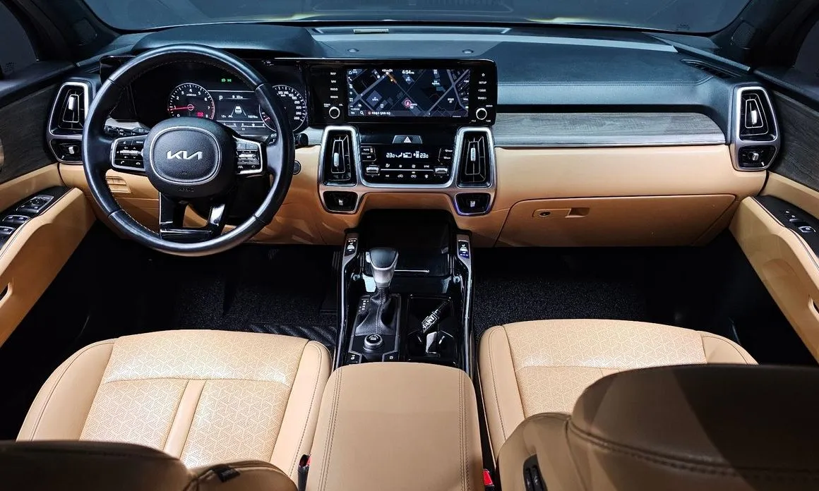 Kia Sorento — фото 9