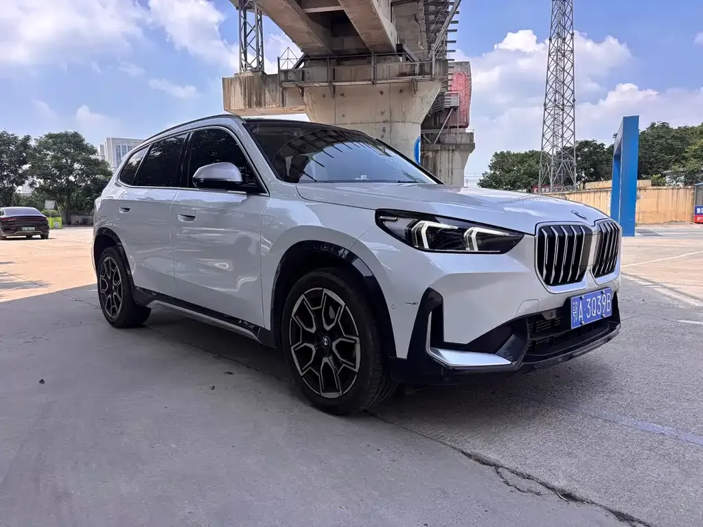 BMW X1 — фото 3