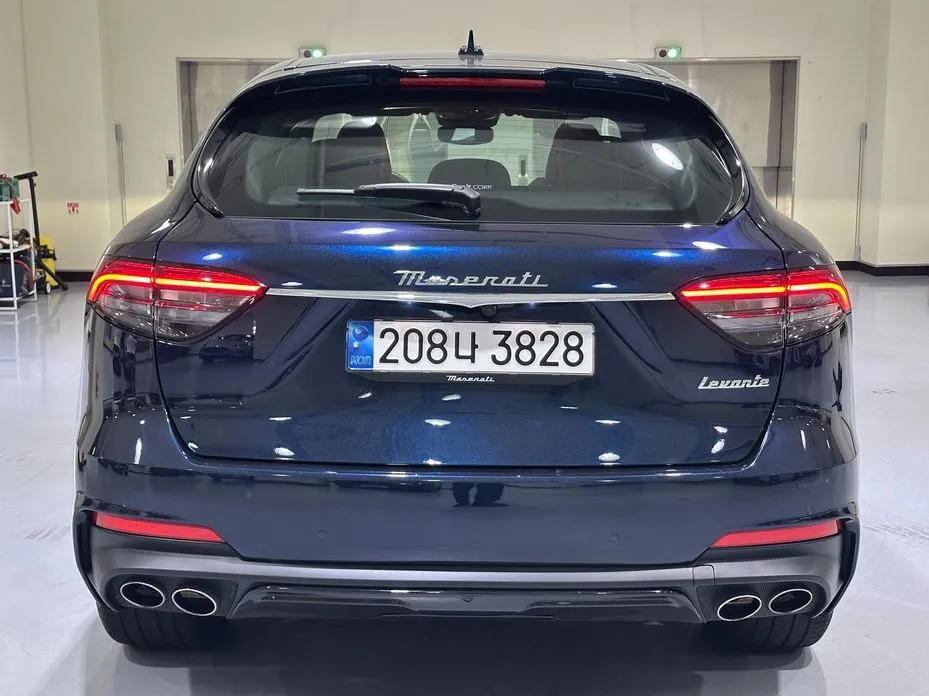 Maserati Levante — фото 6