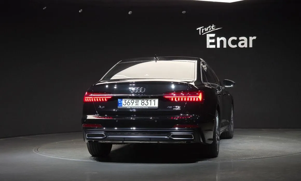 Audi A6 — фото 6
