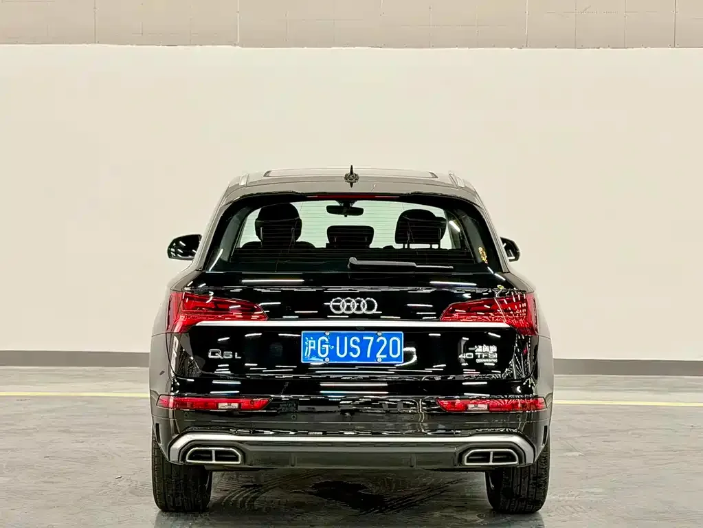 Audi Q5L — фото 7