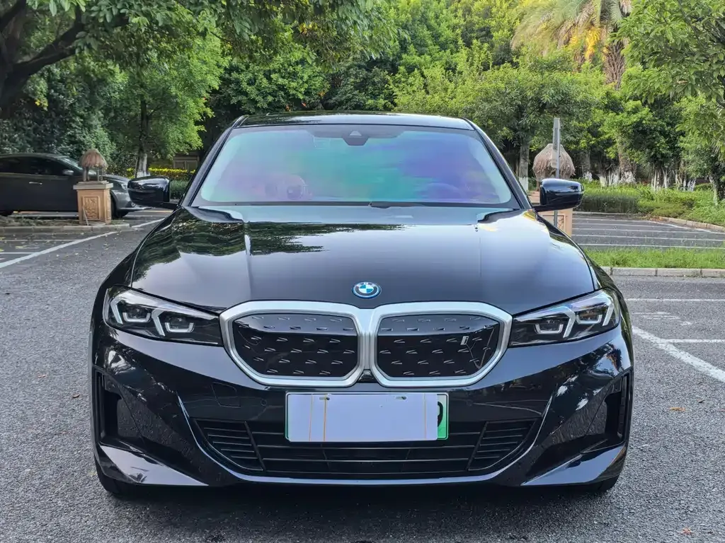 BMW i3 — фото 8