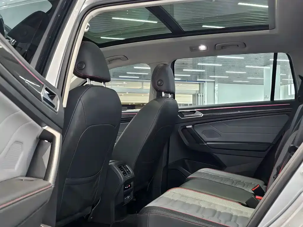 Volkswagen 途观L插电混动 — фото 7
