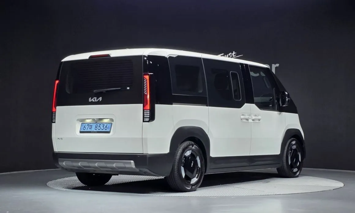Kia PV5 — фото 2