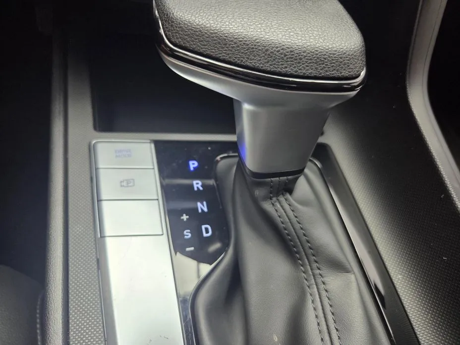 Hyundai AVANTE — фото 10