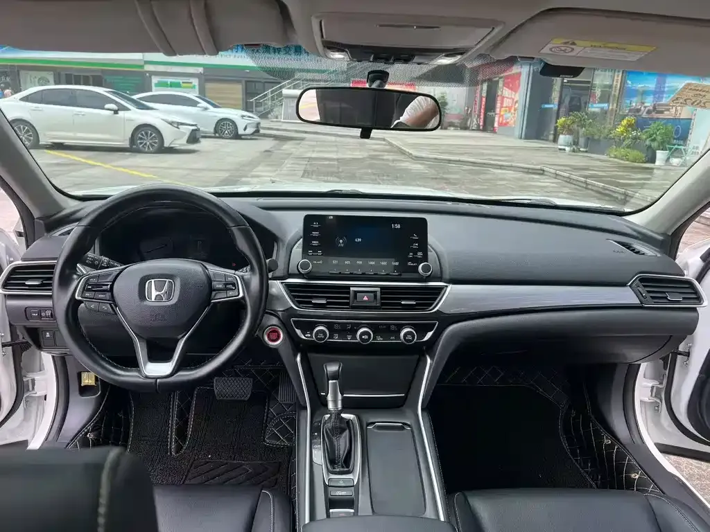 Honda Inspire — фото 9