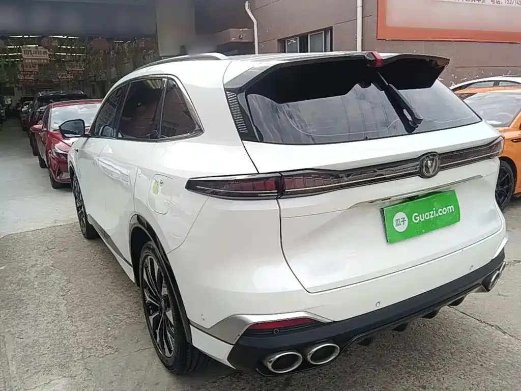 Changan CS75PLUS — фото 4