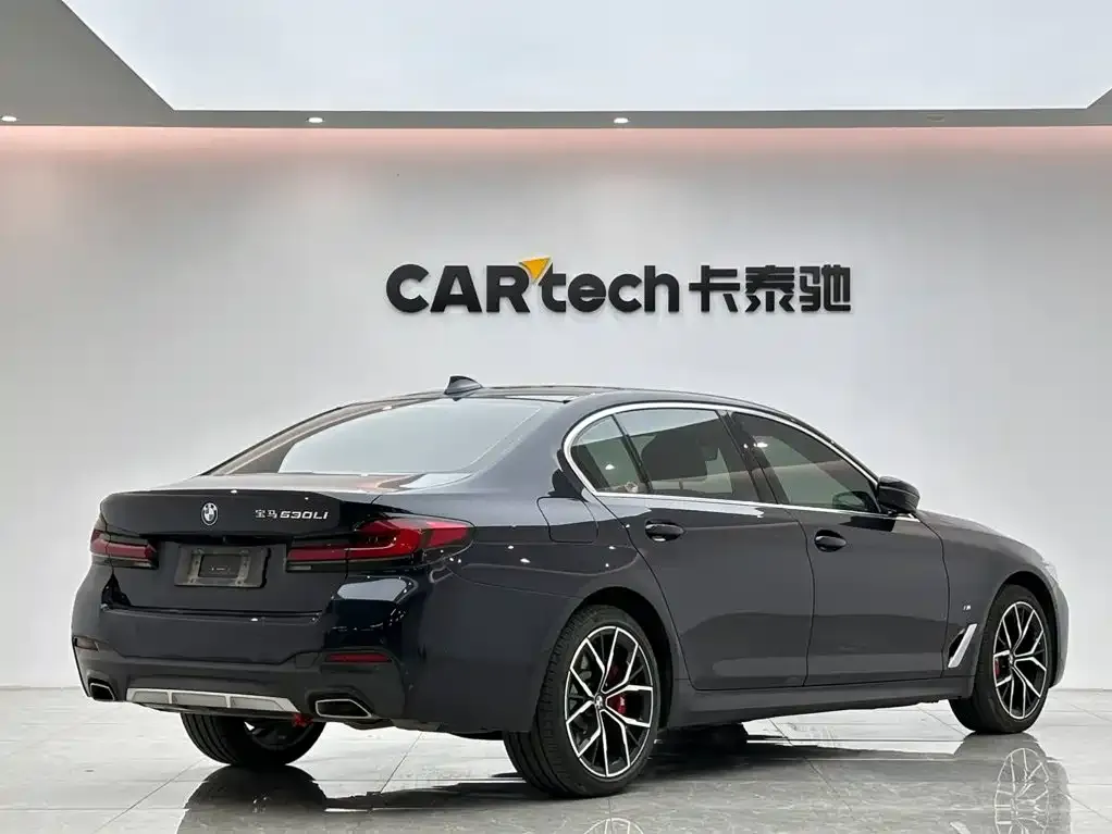 BMW 5 Series — фото 2