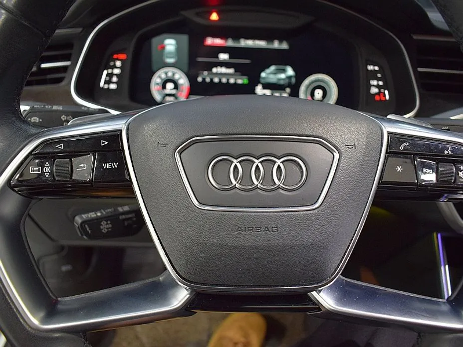 Audi A6 — фото 9