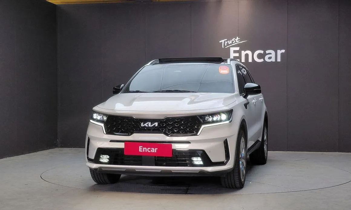 Kia Sorento — фото 7