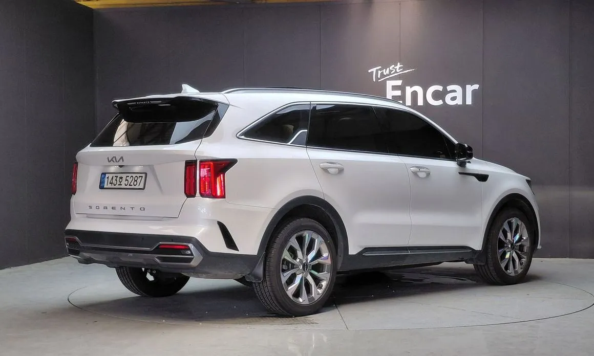 Kia Sorento — фото 3