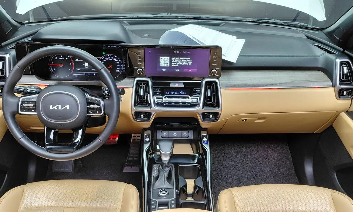 Kia Sorento — фото 9
