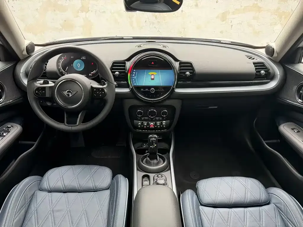 MINI Clubman — фото 3