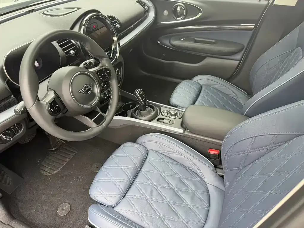 MINI Clubman — фото 2