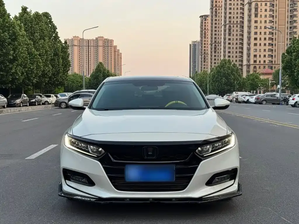 Honda Accord — фото 6