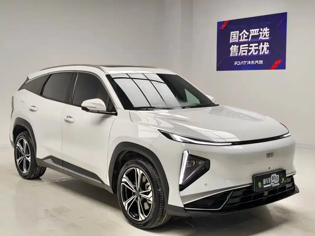 Geely Galaxy L7 — фото 10