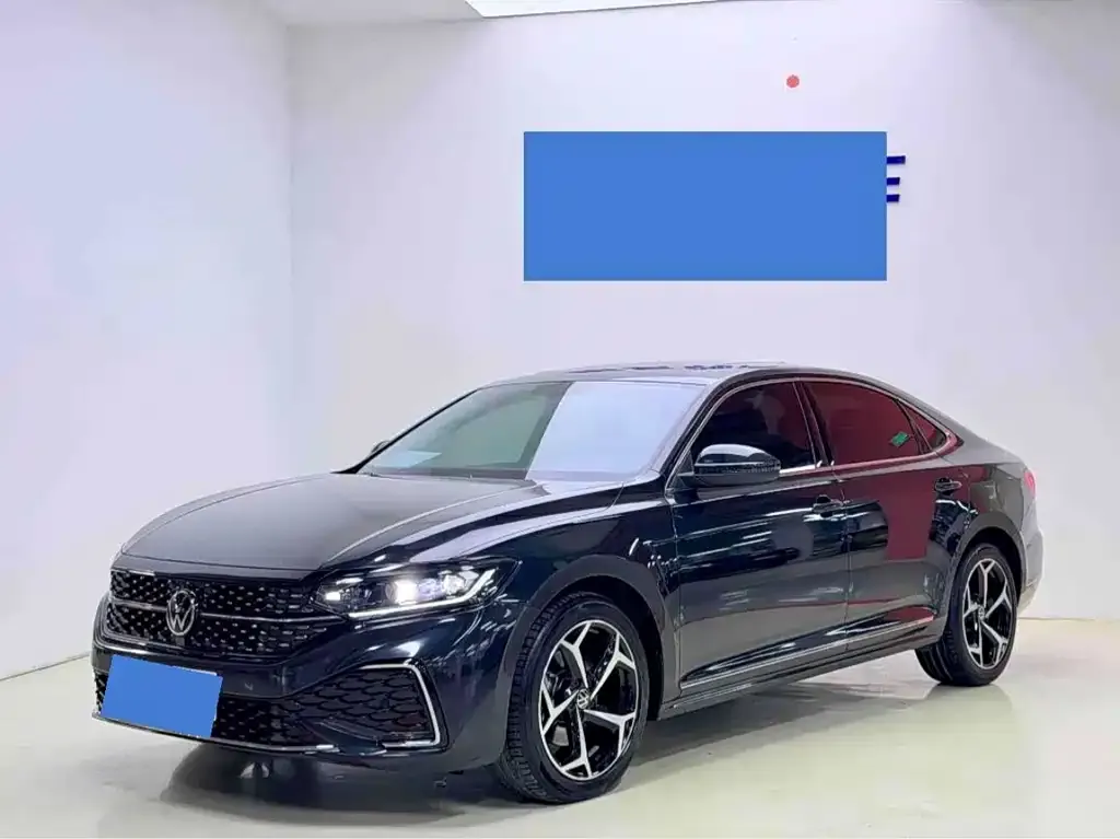 Volkswagen Passat — фото 4