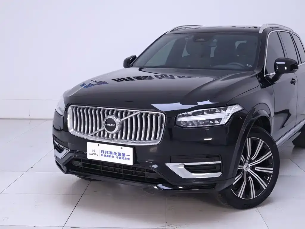 Volvo XC90 — фото 2