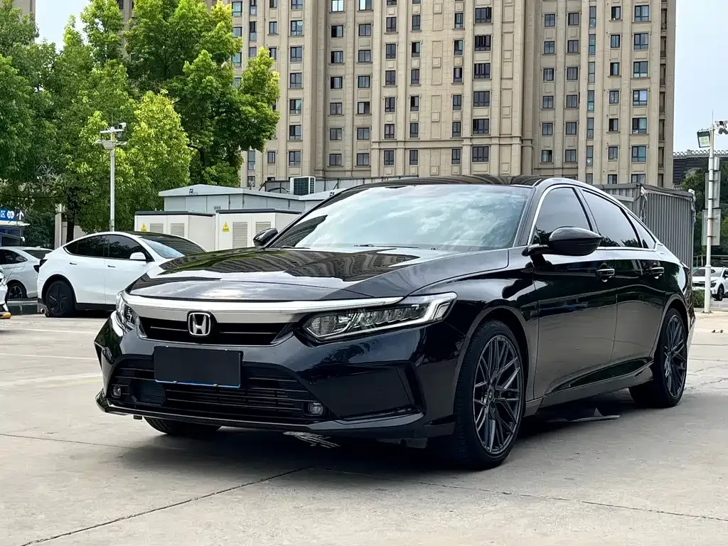 Honda Inspire — фото 1