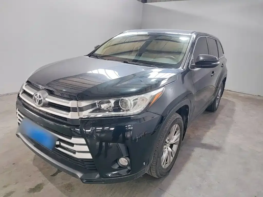 Toyota Highlander — фото 2