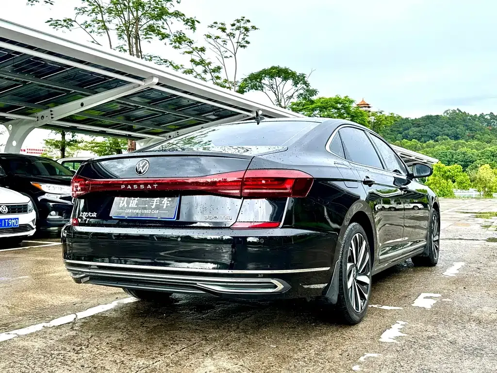 Volkswagen Passat — фото 9