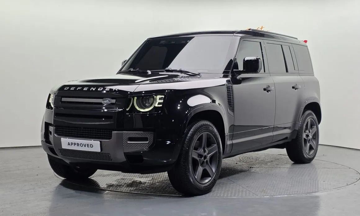 Land Rover Defender — фото 1