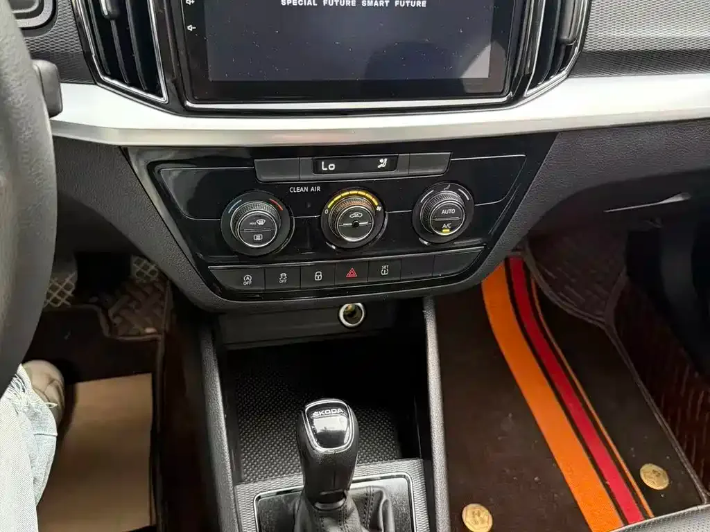 Skoda Kamiq — фото 10