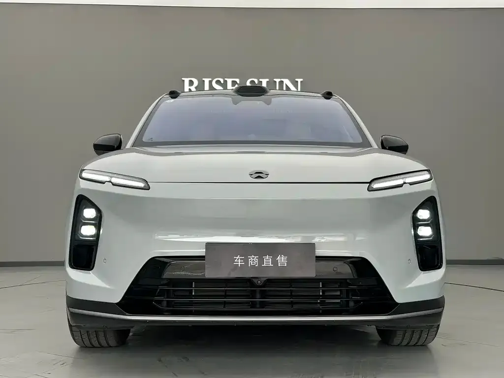 NIO EC6 — фото 10