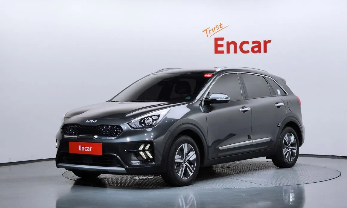 Kia Niro — фото 1