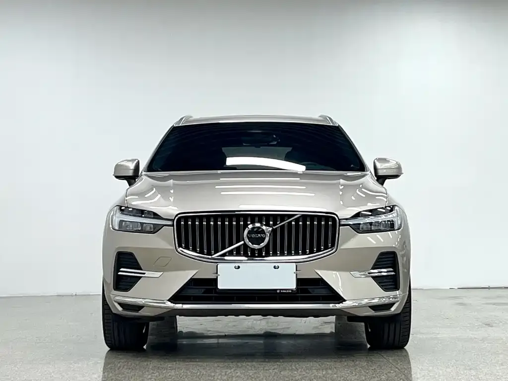 Volvo XC60 — фото 3