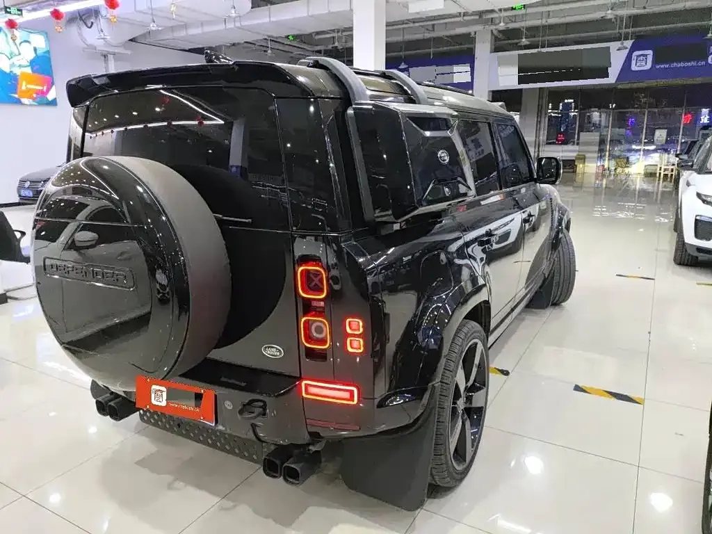 Land Rover Defender — фото 2
