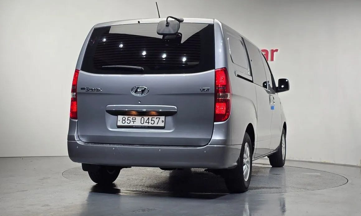 Hyundai Starex — фото 9