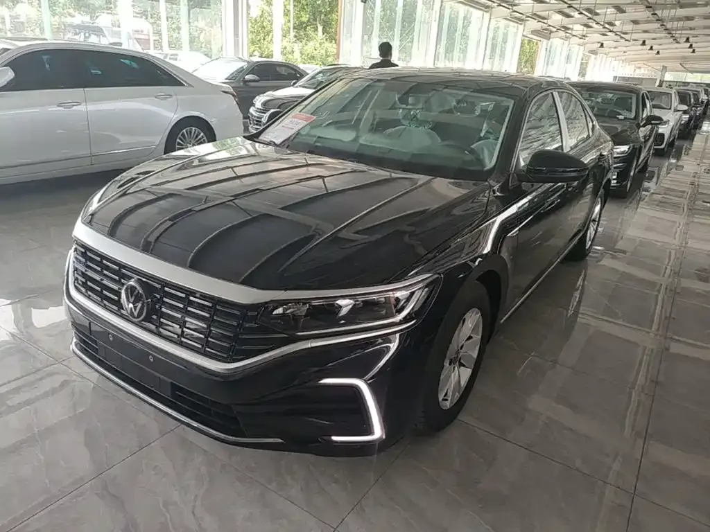 Volkswagen 帕萨特插电混动 — фото 1