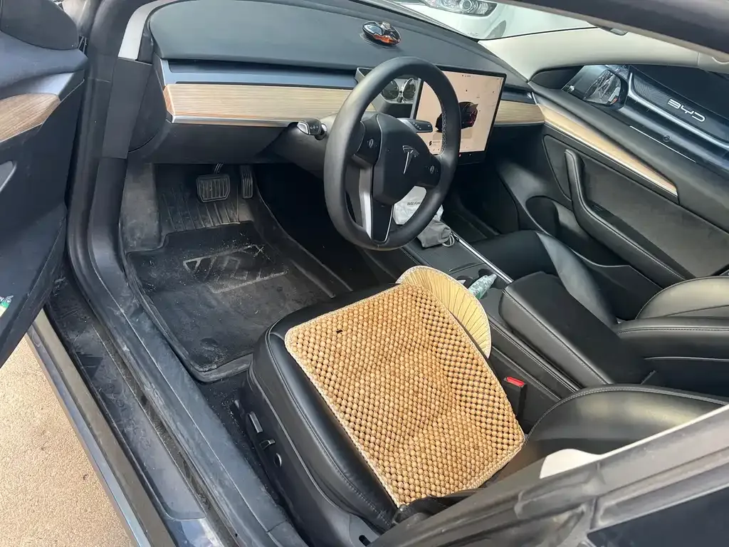 Tesla Model 3 — фото 6