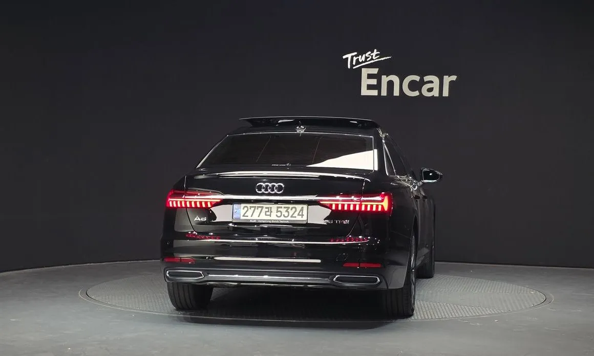 Audi A6 — фото 2