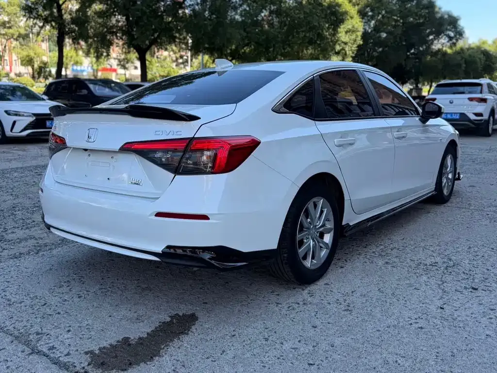 Honda Civic — фото 5