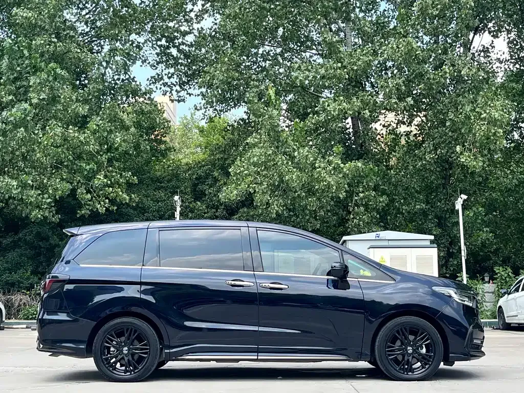 Honda Odyssey — фото 4